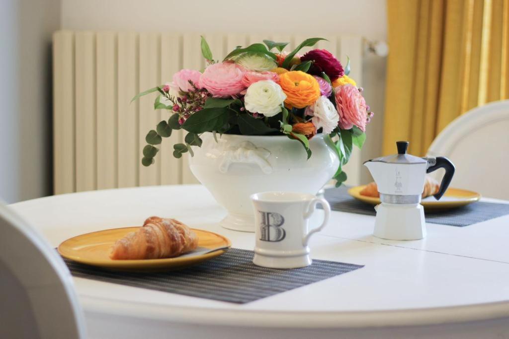 Bed and Breakfast Thea - Centro Storico Monza Exteriér fotografie